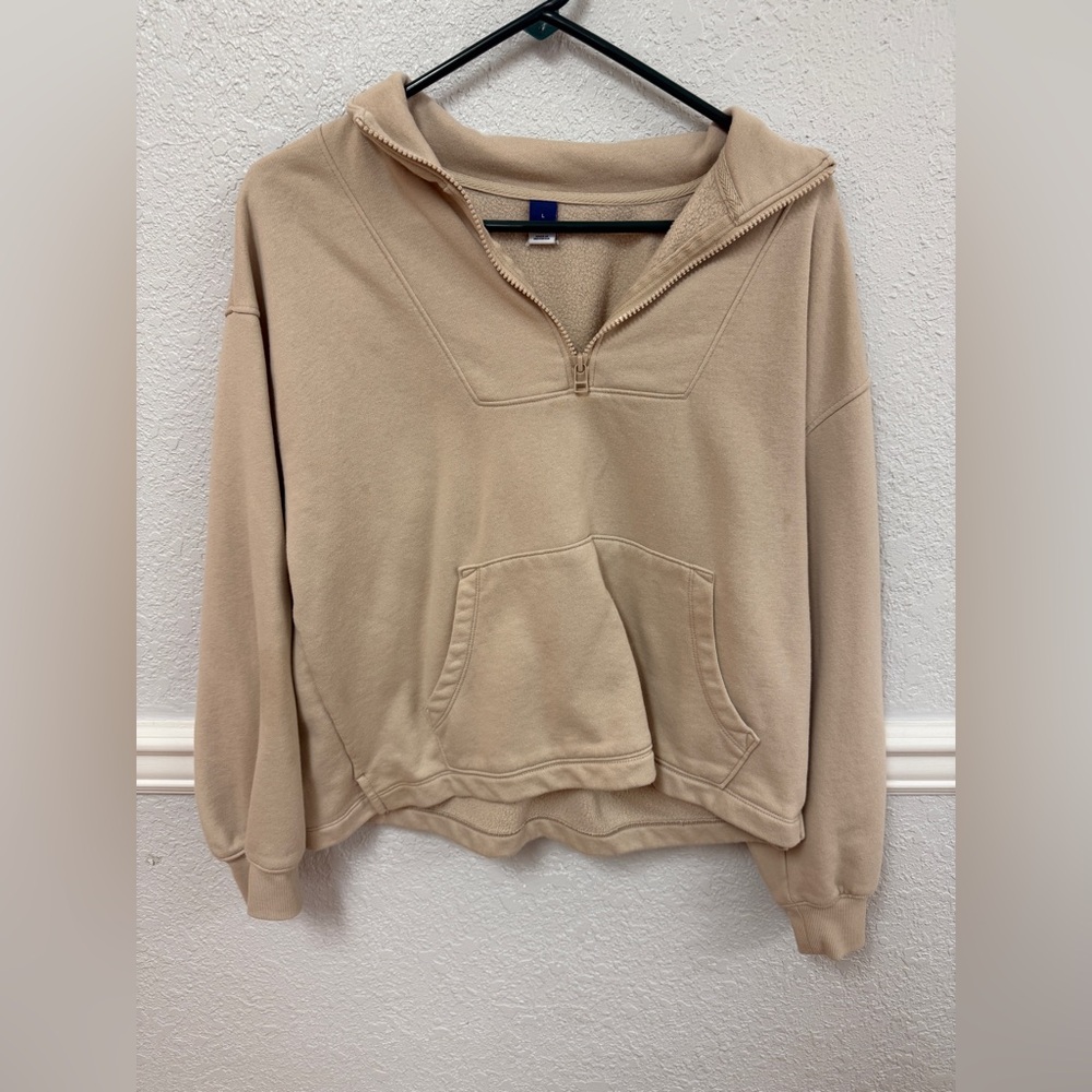 Cream Zip-up Pullover